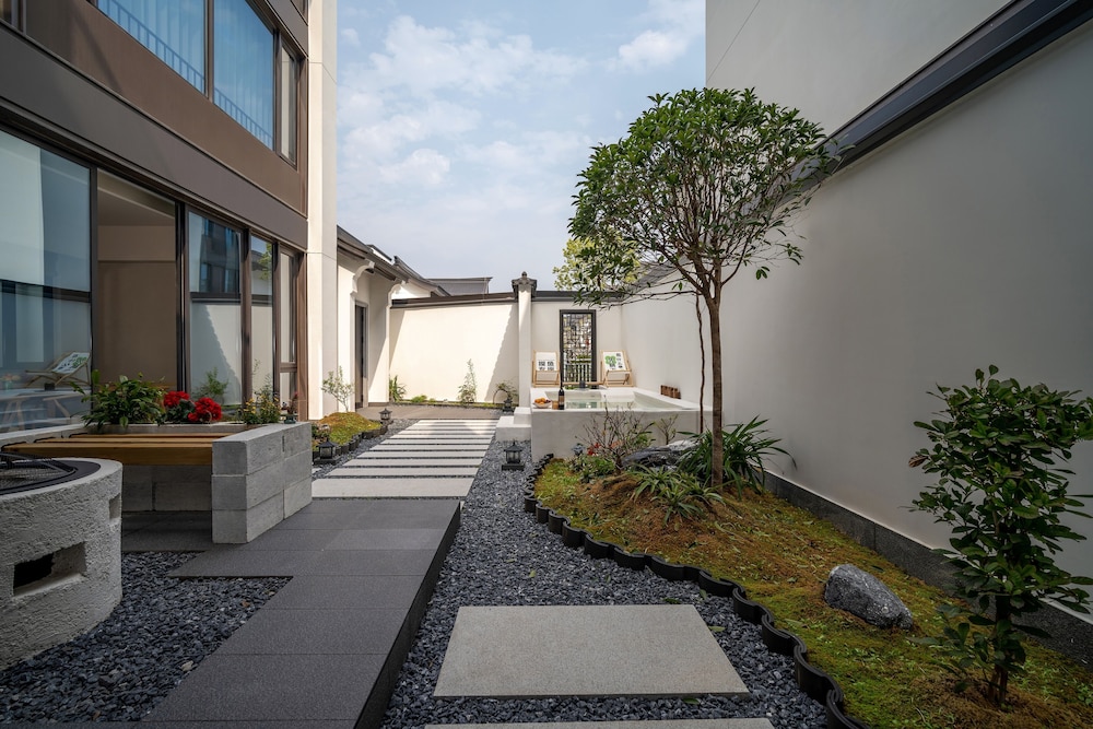 Mstay Homestay Jihua Store