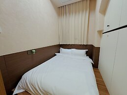 Mstay Homestay Jihua Store