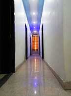 Hotel M-E-T-R-O Regency Lucknow