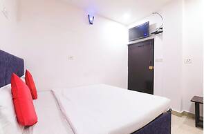 Hotel M-E-T-R-O Regency Lucknow