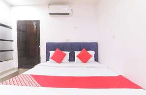 Hotel M-E-T-R-O Regency Lucknow