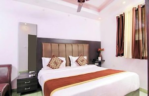 Hotel Raj Put Charbagh Lucknow