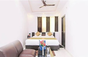 Hotel Raj Put Charbagh Lucknow