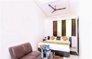 Hotel Raj Put Charbagh Lucknow