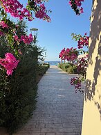 Amaryllis Beach House