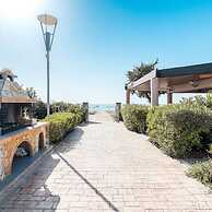 Amaryllis Beach House