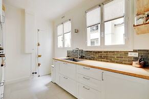 Elegant Apt 2bdr- Arc de Triomphe / Champs-elysees