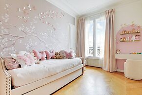 Elegant Apt 2bdr- Arc de Triomphe / Champs-elysees