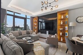 Gogoto LUX Burj View Spacious