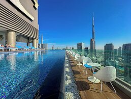 Gogoto LUX Burj View Spacious