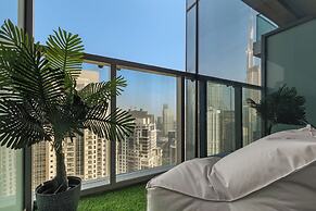 Gogoto LUX Burj View Spacious
