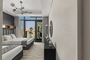 Gogoto LUX Burj View Spacious