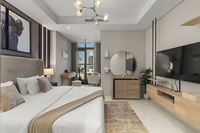 Gogoto LUX Burj View Spacious