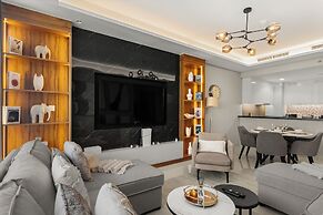 Gogoto LUX Burj View Spacious