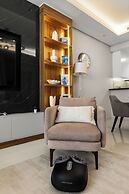 Gogoto LUX Burj View Spacious