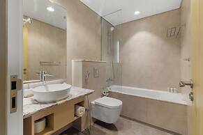 Gogoto LUX Burj View Spacious