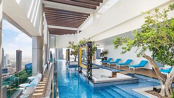 Gogoto LUX Burj View Spacious