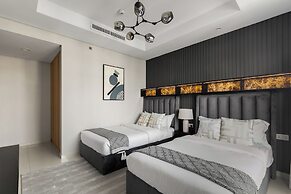 Gogoto LUX Burj View Spacious