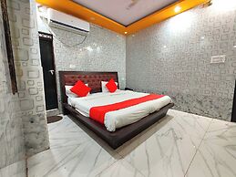 Hotel Kri-Sh-Na Palace Charbagh Lucknow
