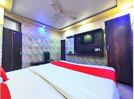 Hotel Kri-Sh-Na Palace Charbagh Lucknow