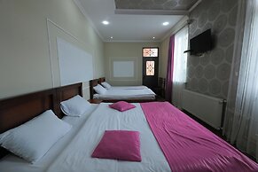 Hotel Harmony