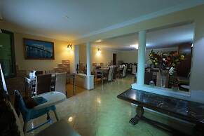Hotel Harmony