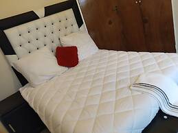 JM TOURS & SAFARIS GUESTHOUSE