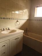 JM TOURS & SAFARIS GUESTHOUSE