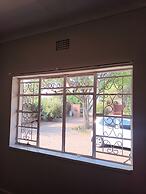 JM TOURS & SAFARIS GUESTHOUSE