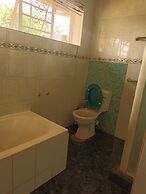 JM TOURS & SAFARIS GUESTHOUSE