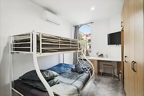 Cozy Stays - Private Rooms
