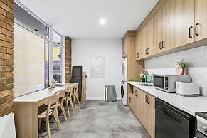 Cozy Stays - Private Rooms