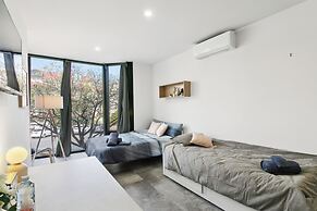 Cozy Stays - Private Rooms