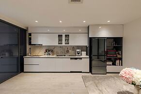 Moonlight Apartment
