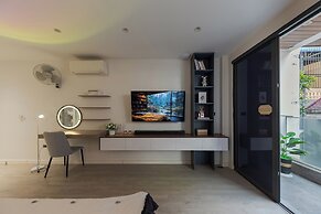 Moonlight Apartment