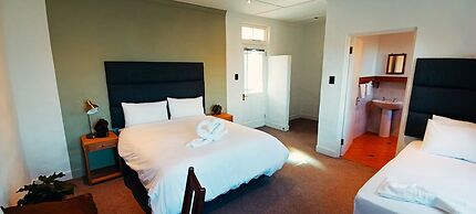 Guinea Fowl Lodge