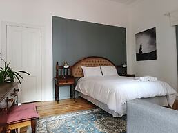 Guinea Fowl Lodge