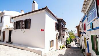 ALAYBEY GUEST HOME
