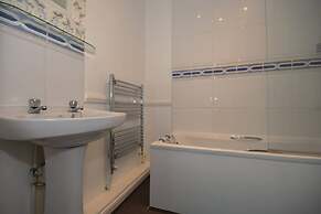 in Bournemouth With 2 Bedrooms and 1 Bathrooms