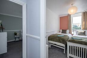 in Bournemouth With 2 Bedrooms and 1 Bathrooms