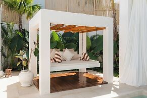Villa Tomar El Sol by Alfred in Bali