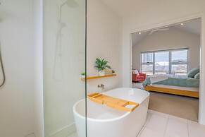 Cedar Sands Hideaway - 4BRM Home