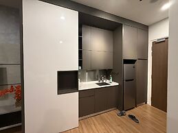 Ceylonz Suites by Icefly Hom's