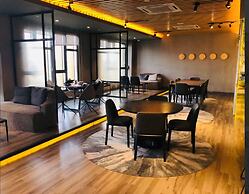 Ceylonz Suites by Icefly Hom's