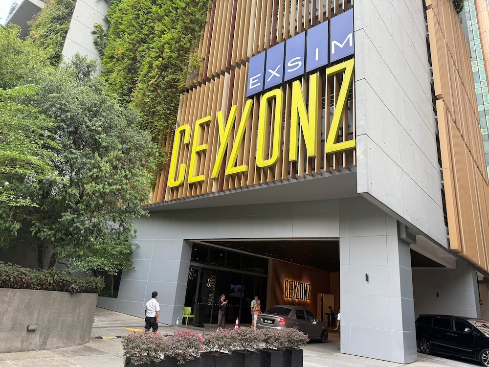 Ceylonz Suites by Icefly Hom's