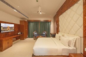 Gajraula Sukhdev Dhaba & Resort