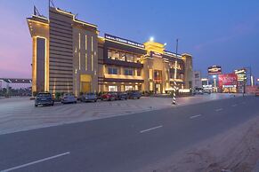 Gajraula Sukhdev Dhaba & Resort