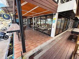 Moonlight Bar and restaurant