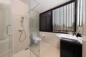 Spacious 3bd Townhouse in Laguna park