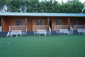 THE GREEN HILL RESORT